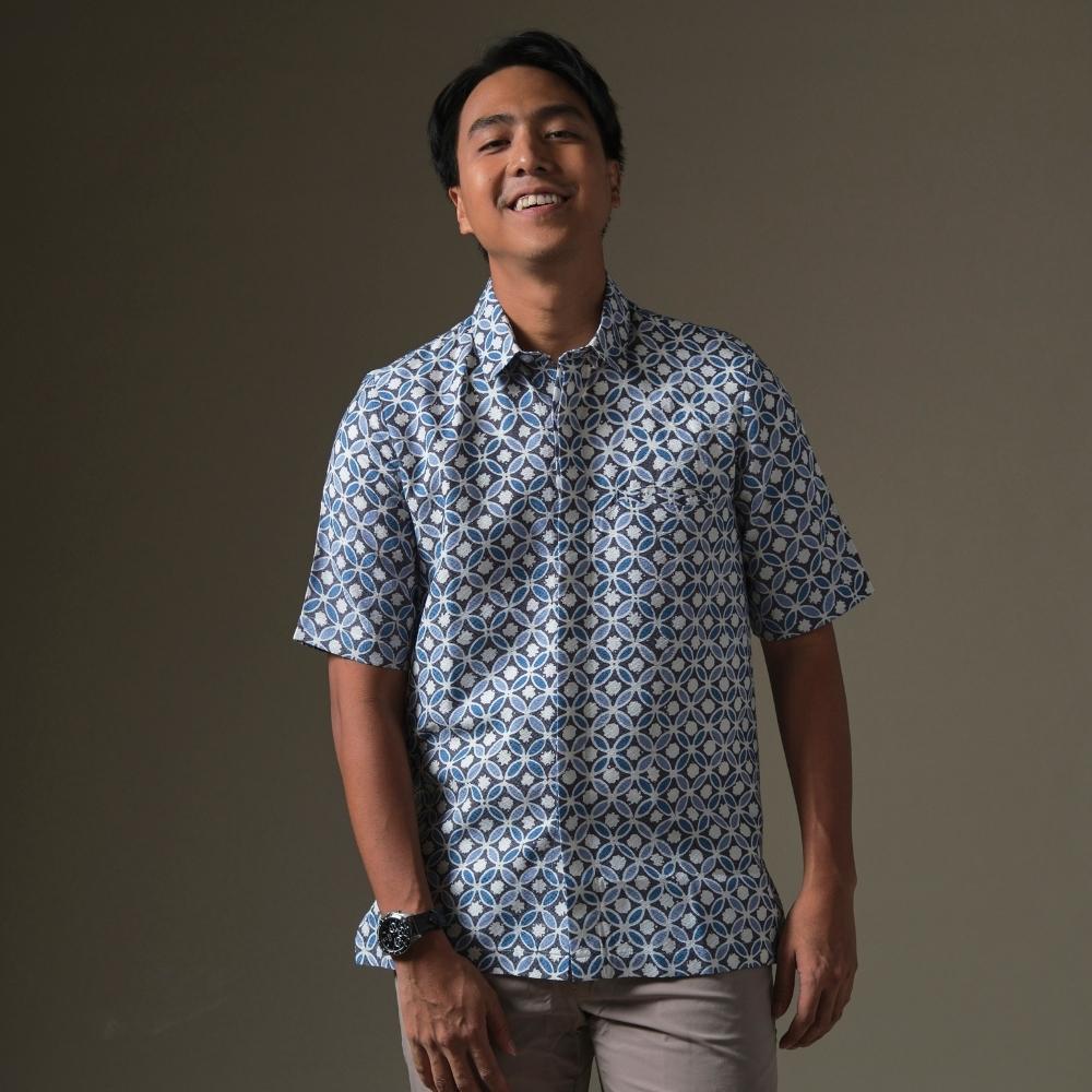 Vedika - Mandalas Premium Men's Short Sleeve Batik Shirt
