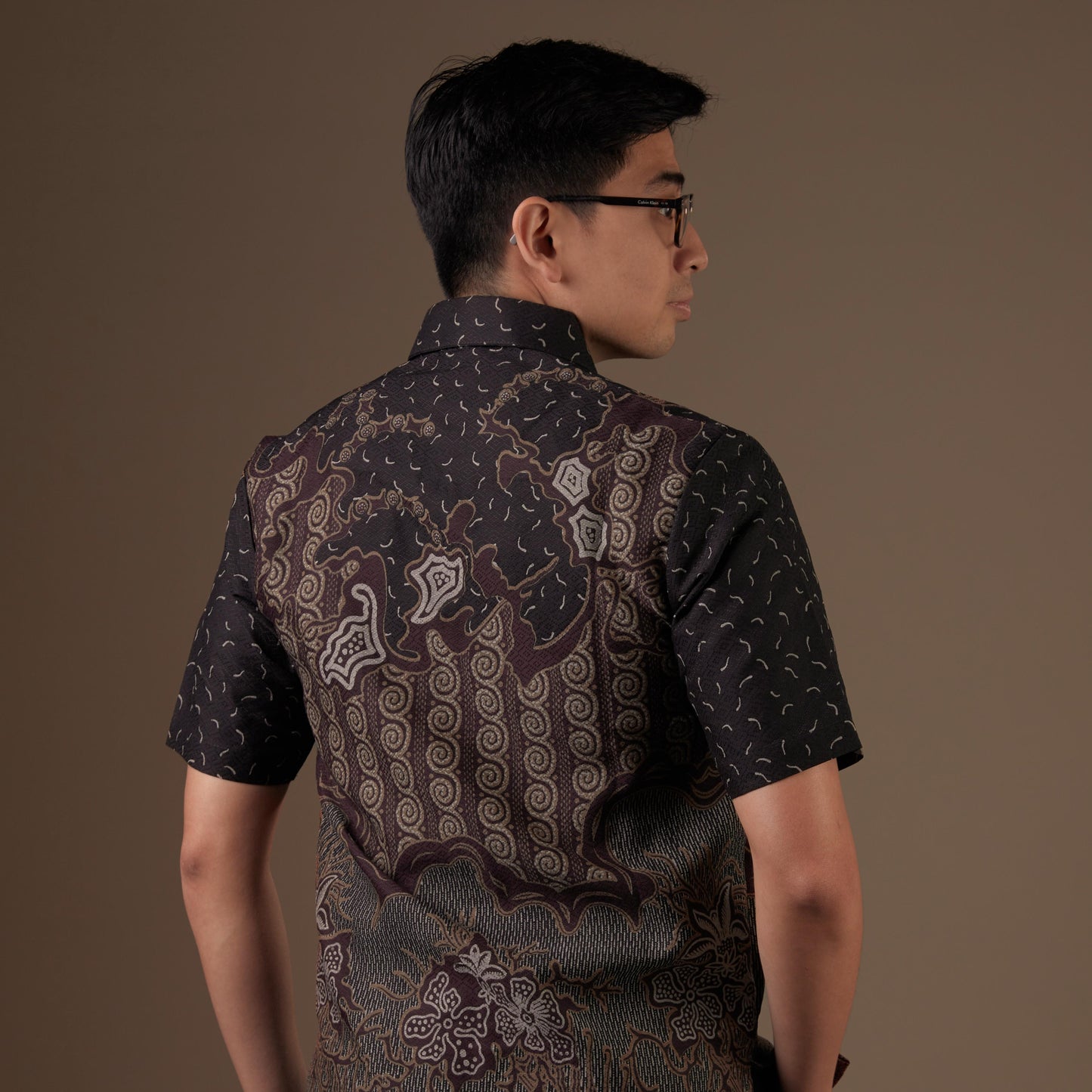 Akasia - Mandalas Kemeja Batik Pria Premium Lengan Pendek