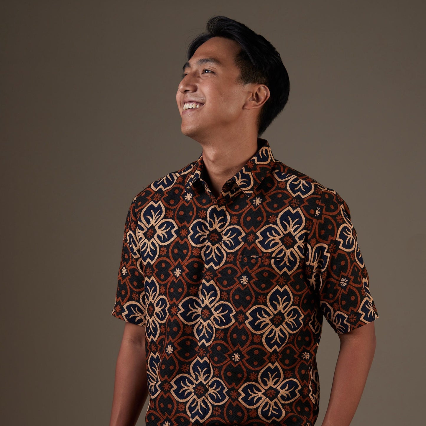 Bejana - Mandalas Kemeja Batik Pria Premium Lengan Pendek