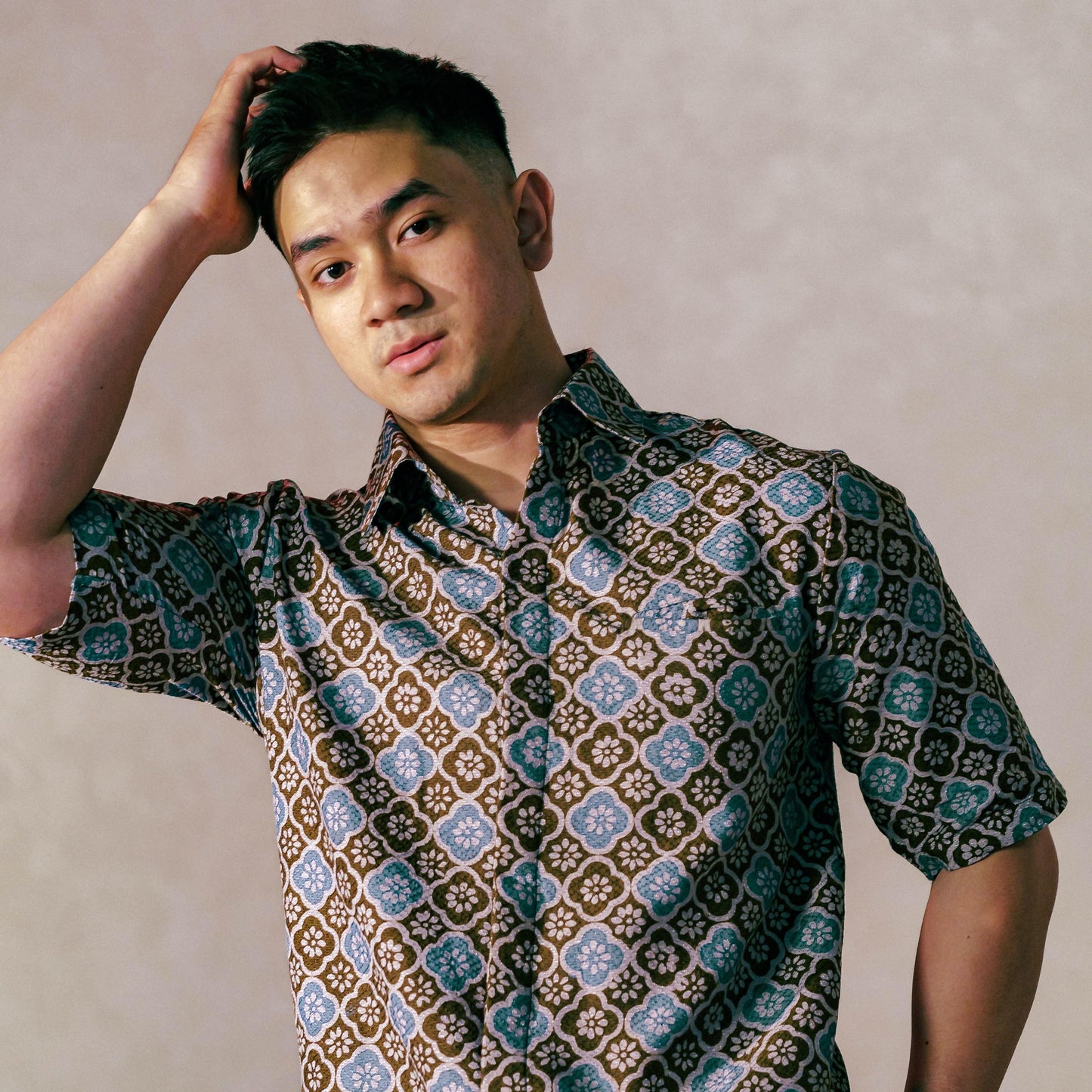 Ramiru - Mandalas Premium Men's Short Sleeve Batik Shirt