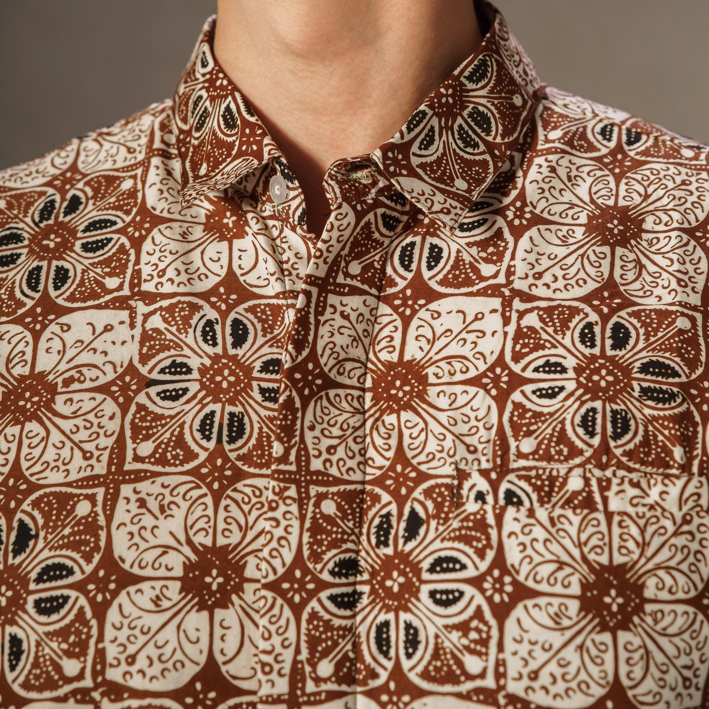 Rakapu - Mandalas Premium Men's Short Sleeve Batik Shirt