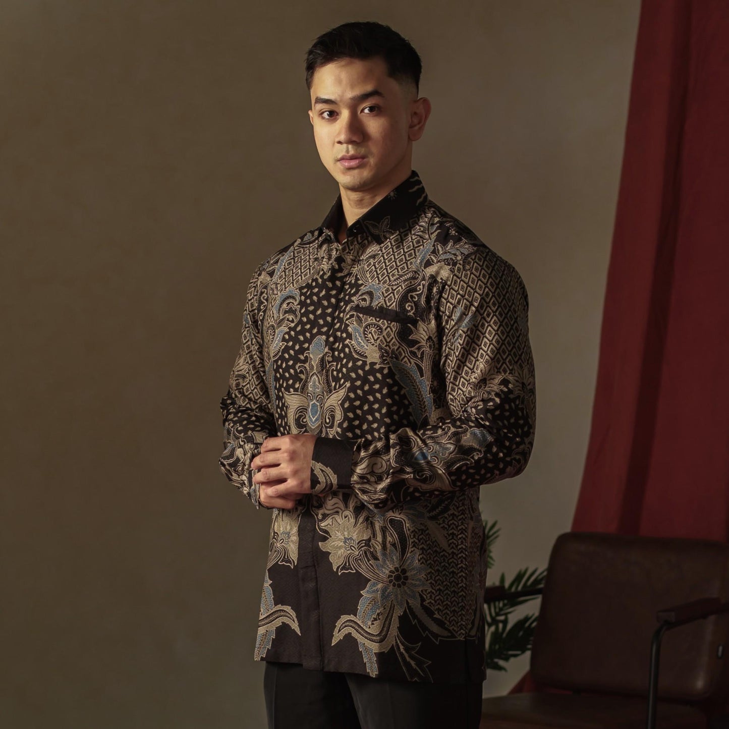 Darsadian - Mandalas Premium Men's Long Sleeve Batik Shirt