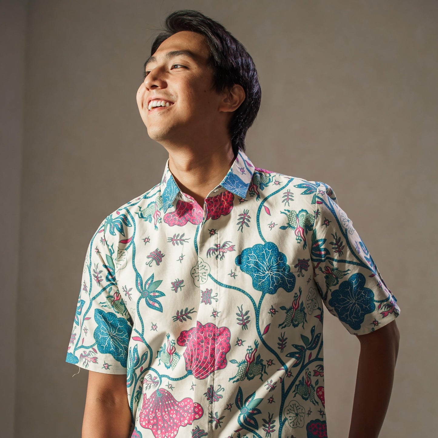 Parona - Mandalas Premium Men's Short Sleeve Batik Shirt