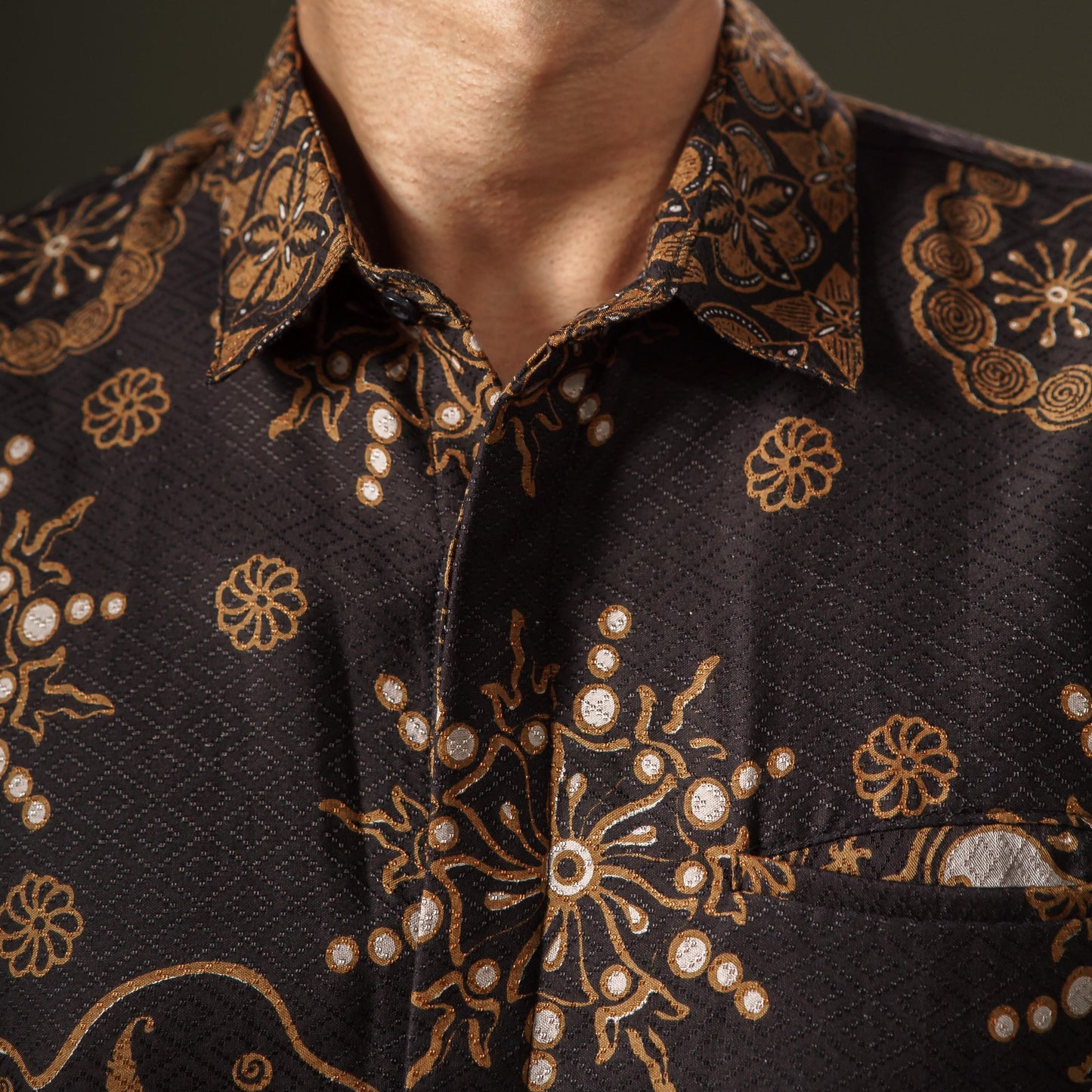 Delvidian - Mandalas Premium Men's Long Sleeve Batik Shirt