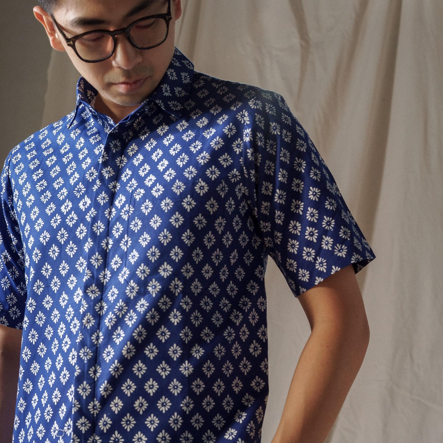 Katara - Mandalas Kemeja Batik Pria Premium Lengan Pendek