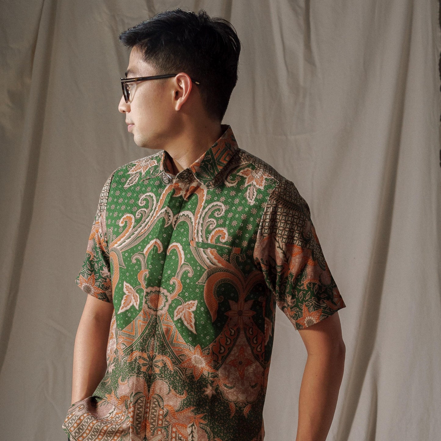 Darsagro - Mandalas Premium Men's Short Sleeve Batik Shirt