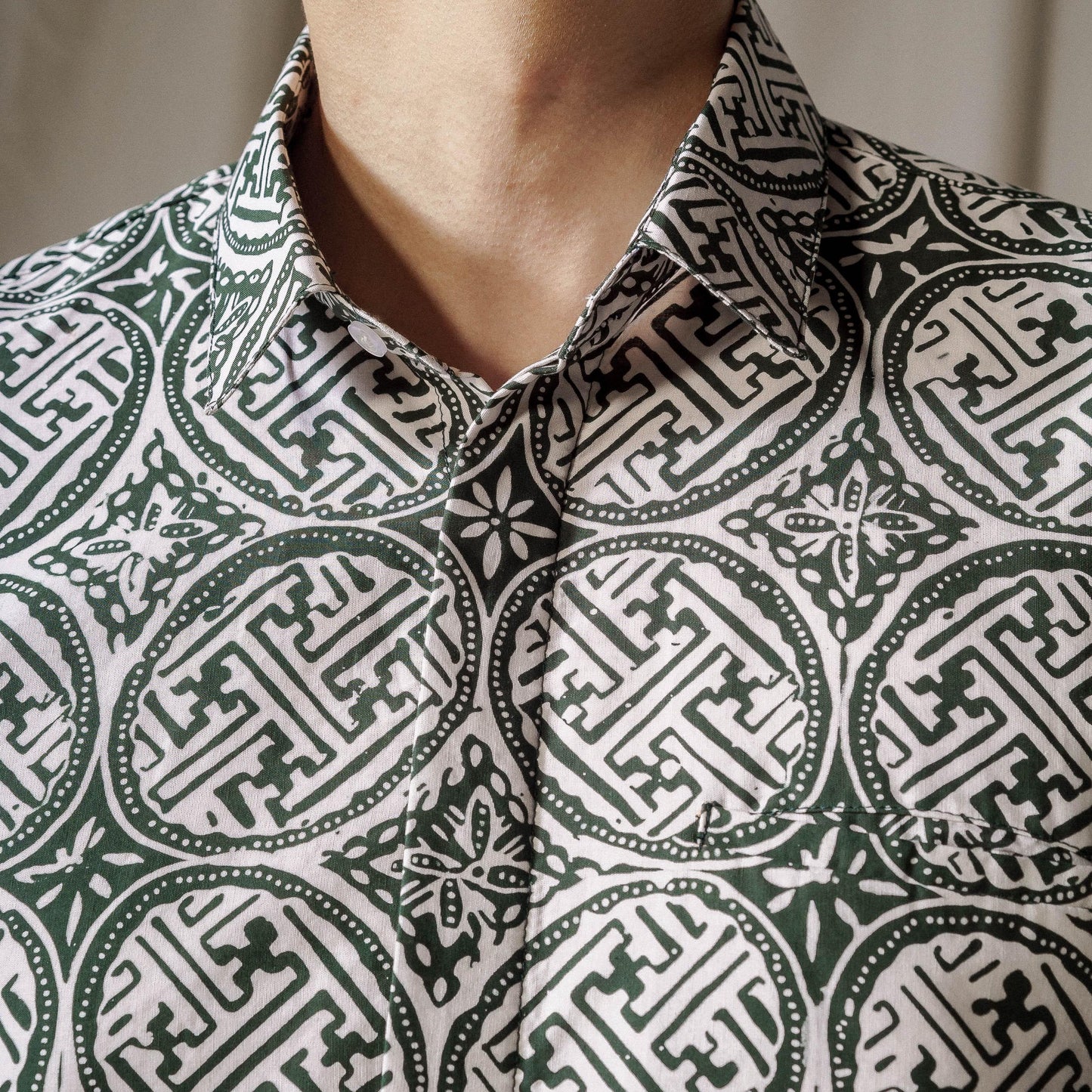 Lubar - Mandalas Premium Men's Short Sleeve Batik Shirt
