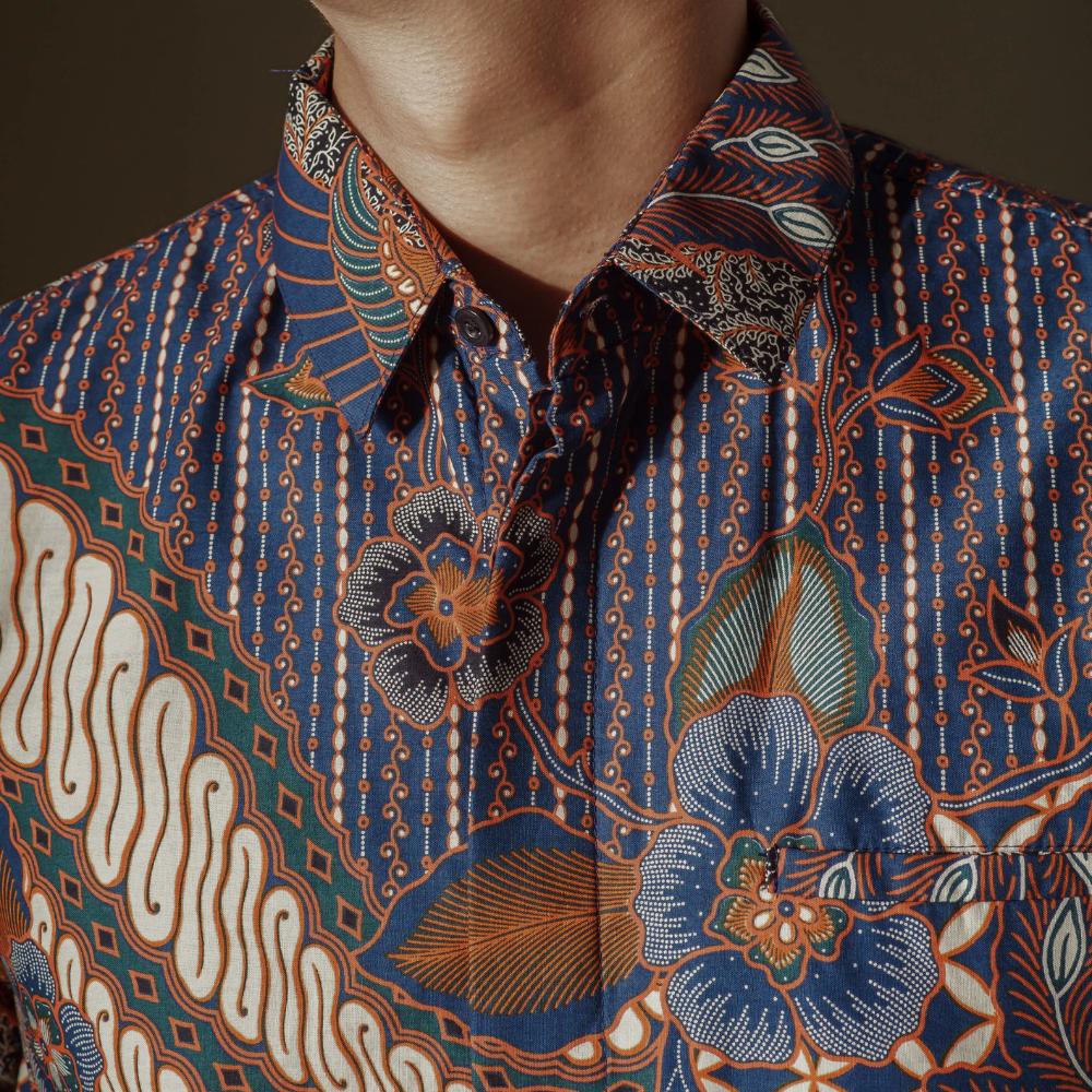 Banyura - Mandalas Premium Men's Long Sleeve Batik Shirt