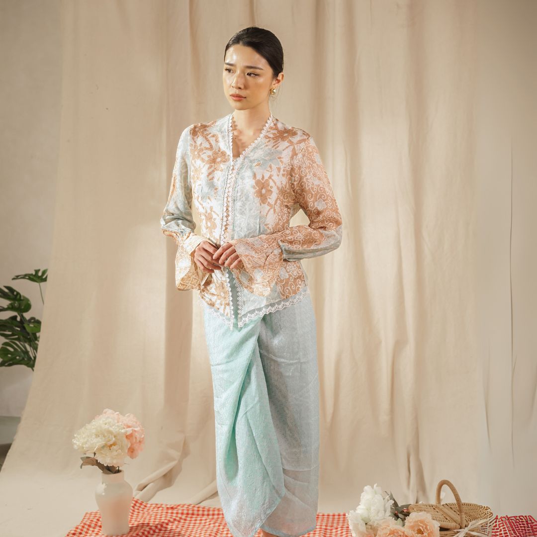 Dalilah Long Sleeve - Mandalas Top Kebaya Set Women's Outer Batik Embroidery Modern