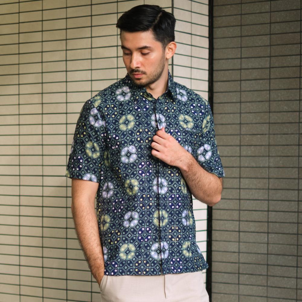 Kawujo - Mandalas Kemeja Batik Pria Premium Lengan Pendek
