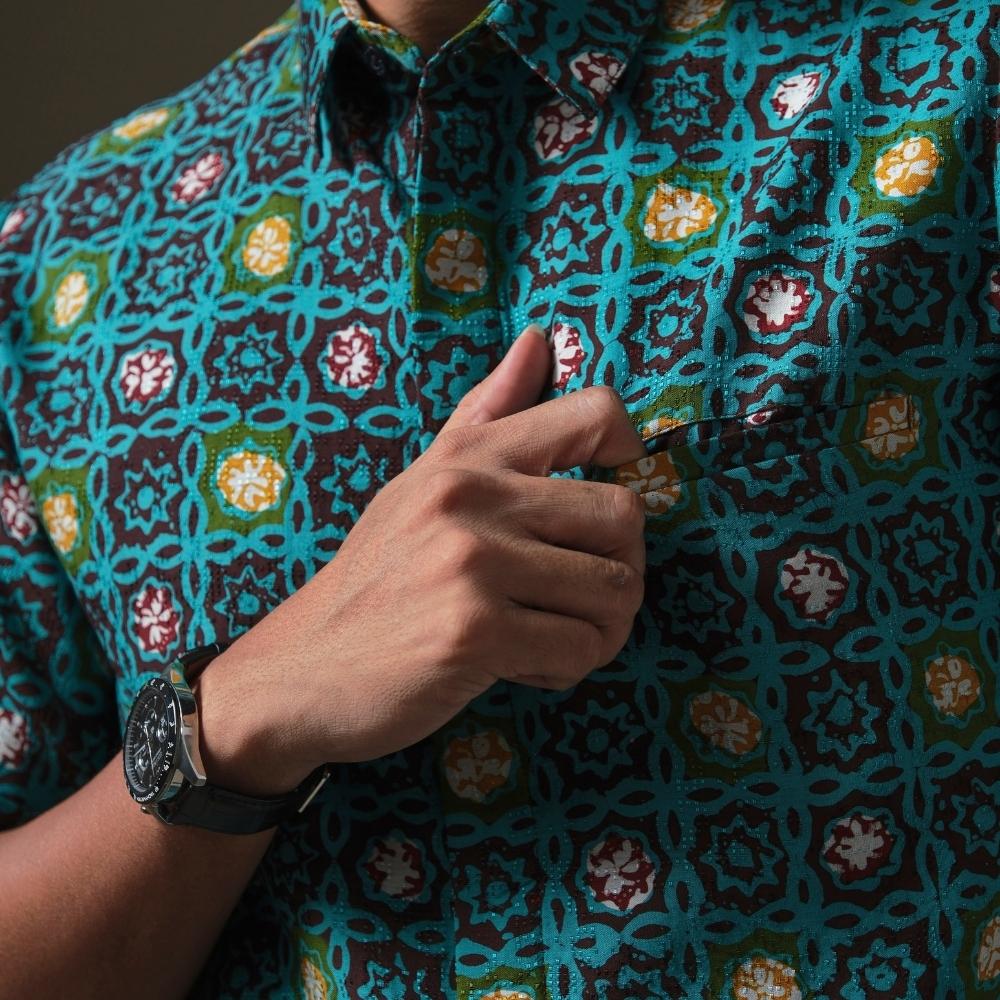 Akeno - Mandalas Premium Men's Short Sleeve Batik Shirt