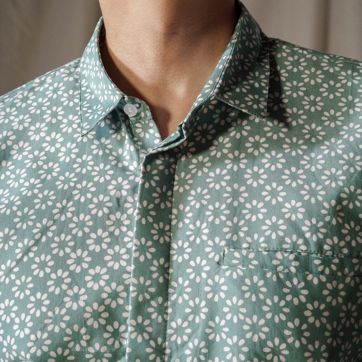 Fusijo - Mandalas Kemeja Batik Pria Premium Lengan Pendek