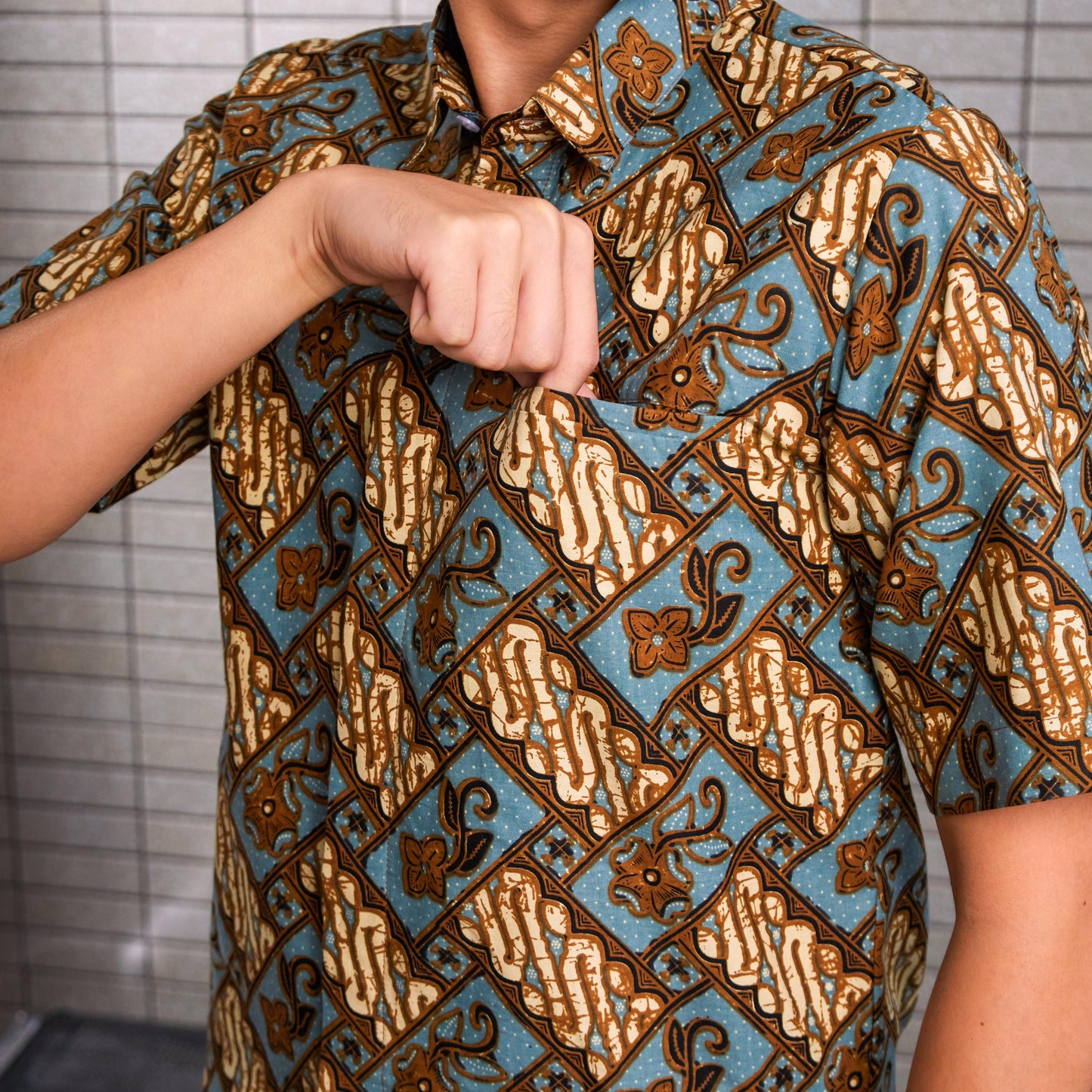 Kotatera - Mandalas Kemeja Batik Pria Premium Lengan Pendek