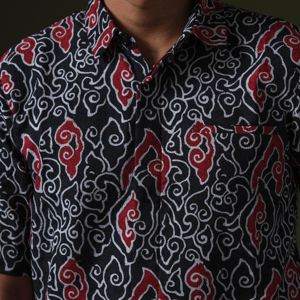 Awanaka - Mandalas Premium Men's Short Sleeve Batik Shirt