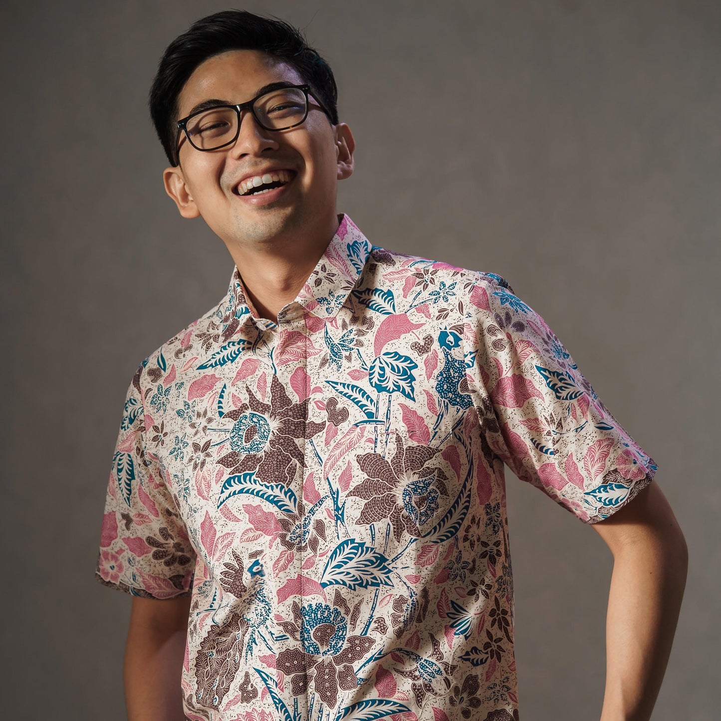Nubin - Mandalas Premium Men's Short Sleeve Batik Shirt