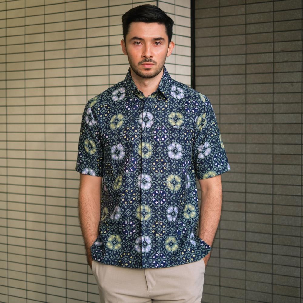 Kawujo - Mandalas Kemeja Batik Pria Premium Lengan Pendek