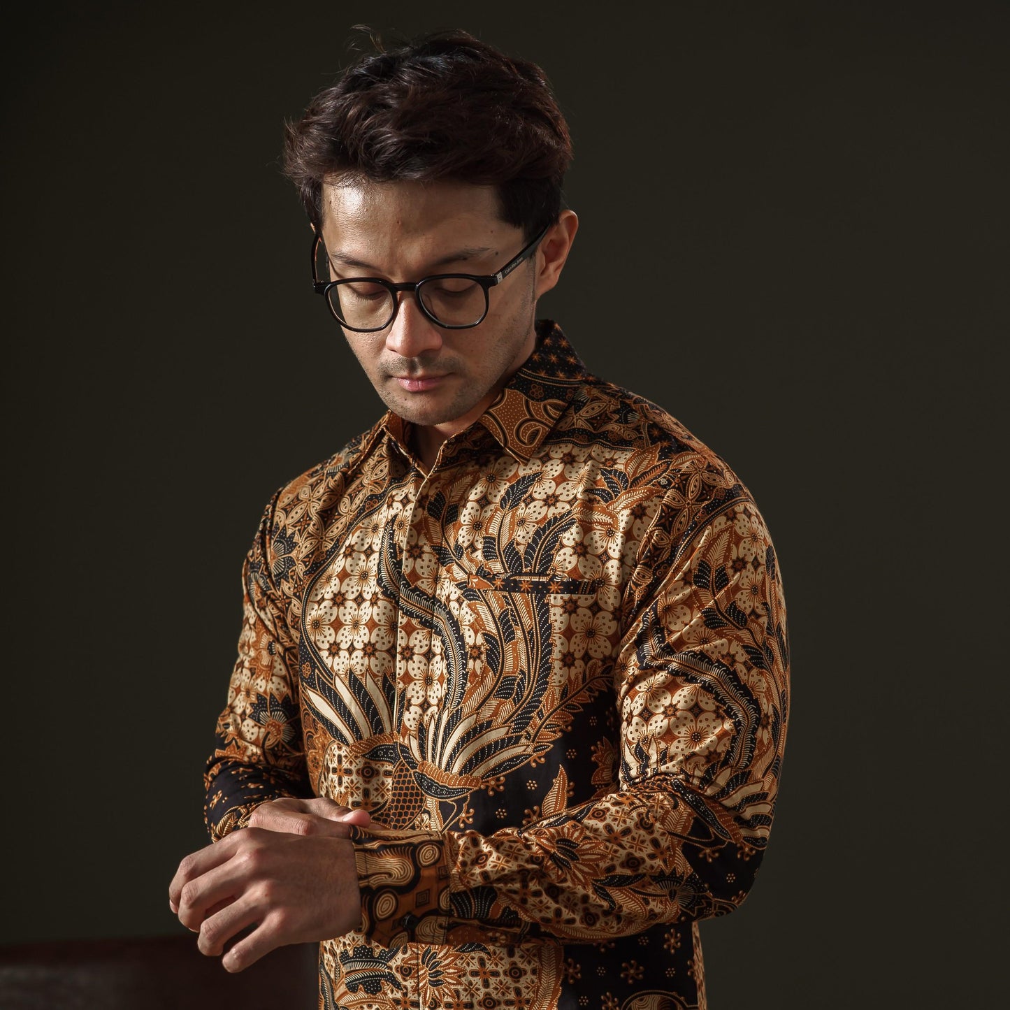 Meila - Mandalas Premium Men's Long Sleeve Batik Shirt