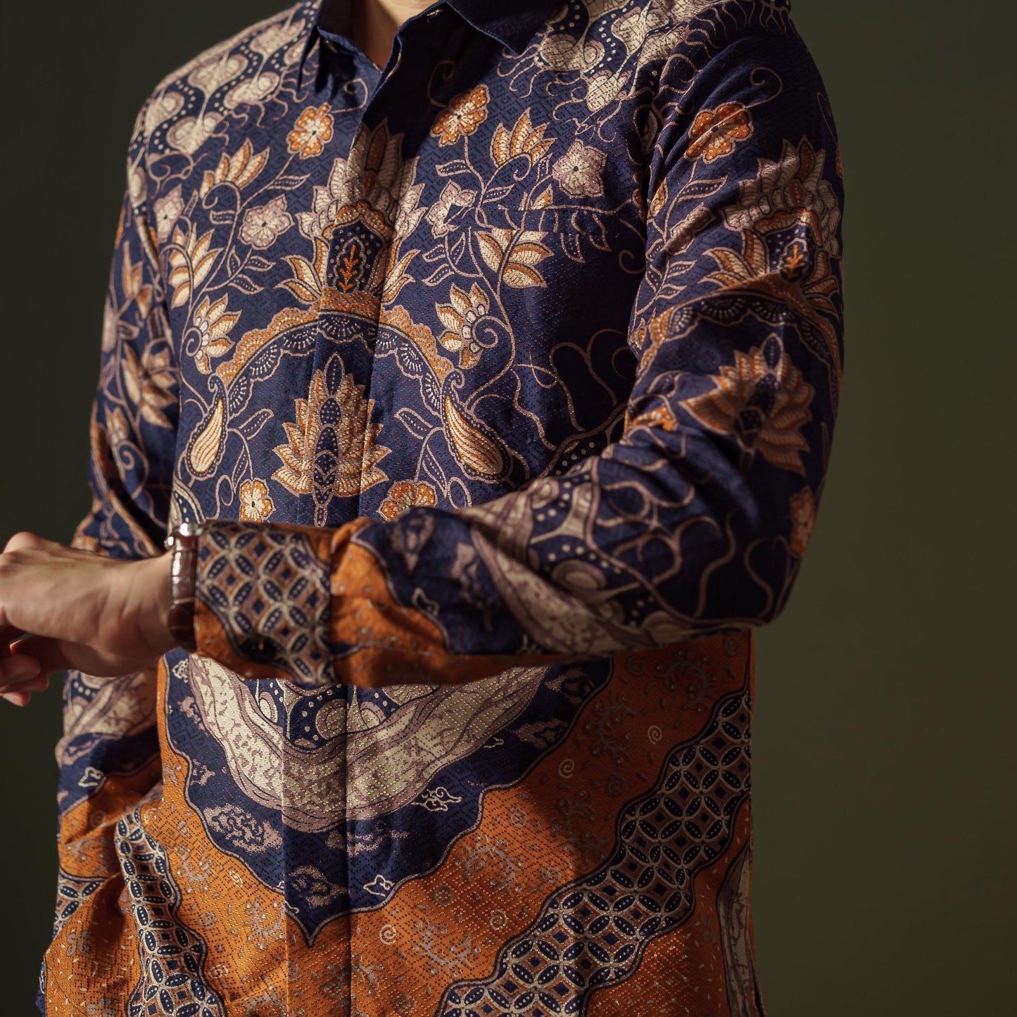 Serafi - Mandalas Premium Men's Long Sleeve Batik Shirt