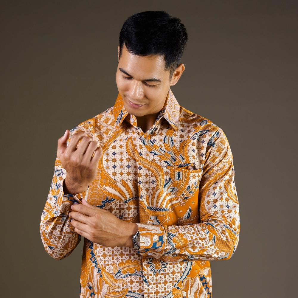 Meirine - Mandalas Premium Men's Long Sleeve Batik Shirt