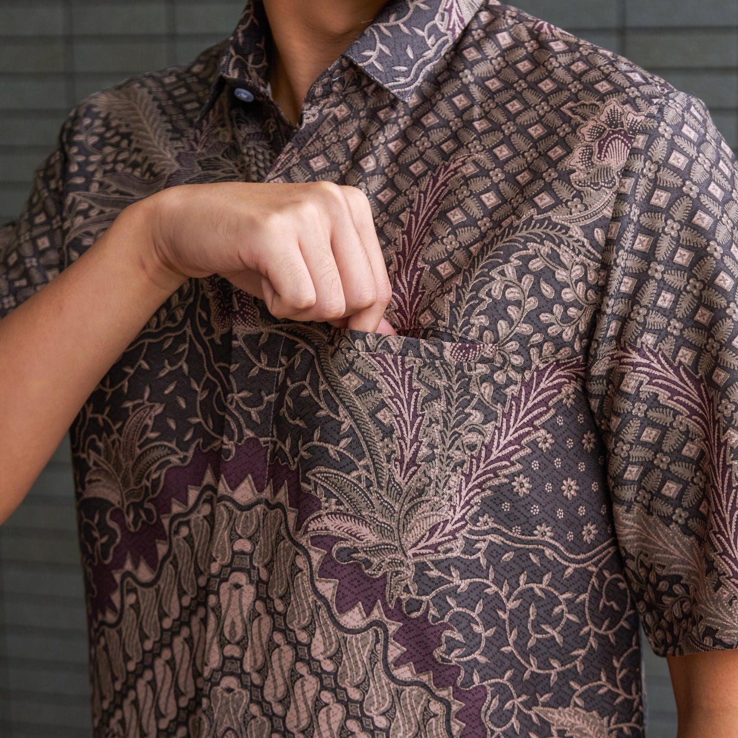Kanavid - Mandalas Kemeja Batik Pria Premium Lengan Pendek