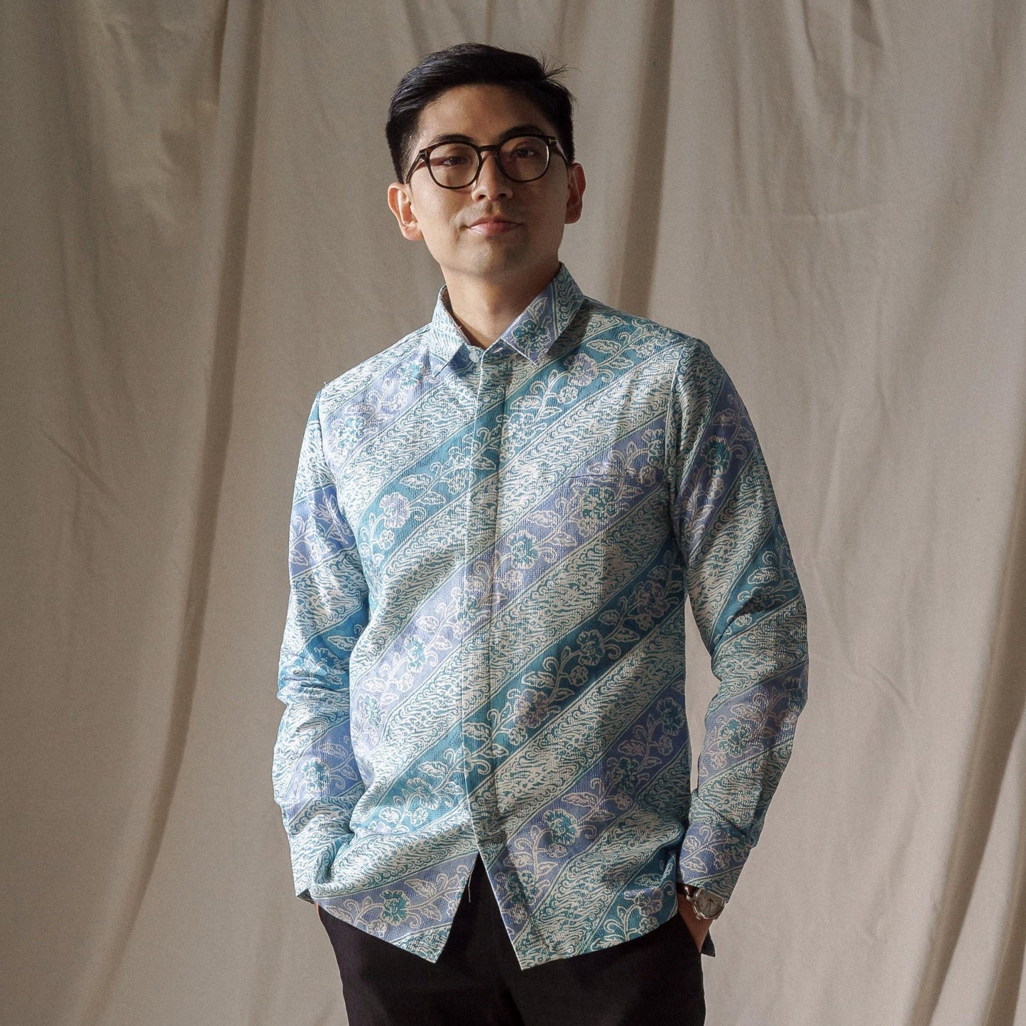 Monjali - Mandalas Premium Men's Long Sleeve Batik Shirt