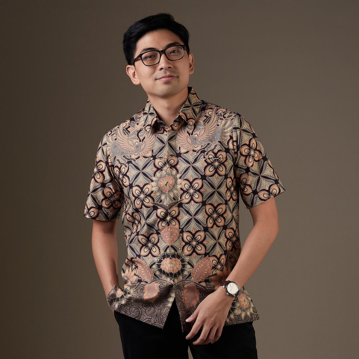 Avesari - Mandalas Kemeja Batik Pria Premium Lengan Pendek