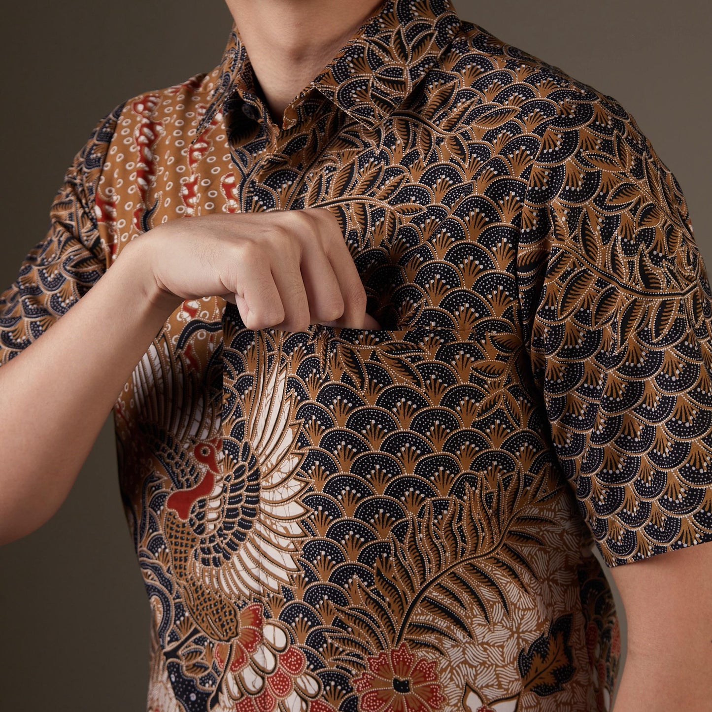 Pendapa - Mandalas Kemeja Batik Pria Premium Lengan Pendek