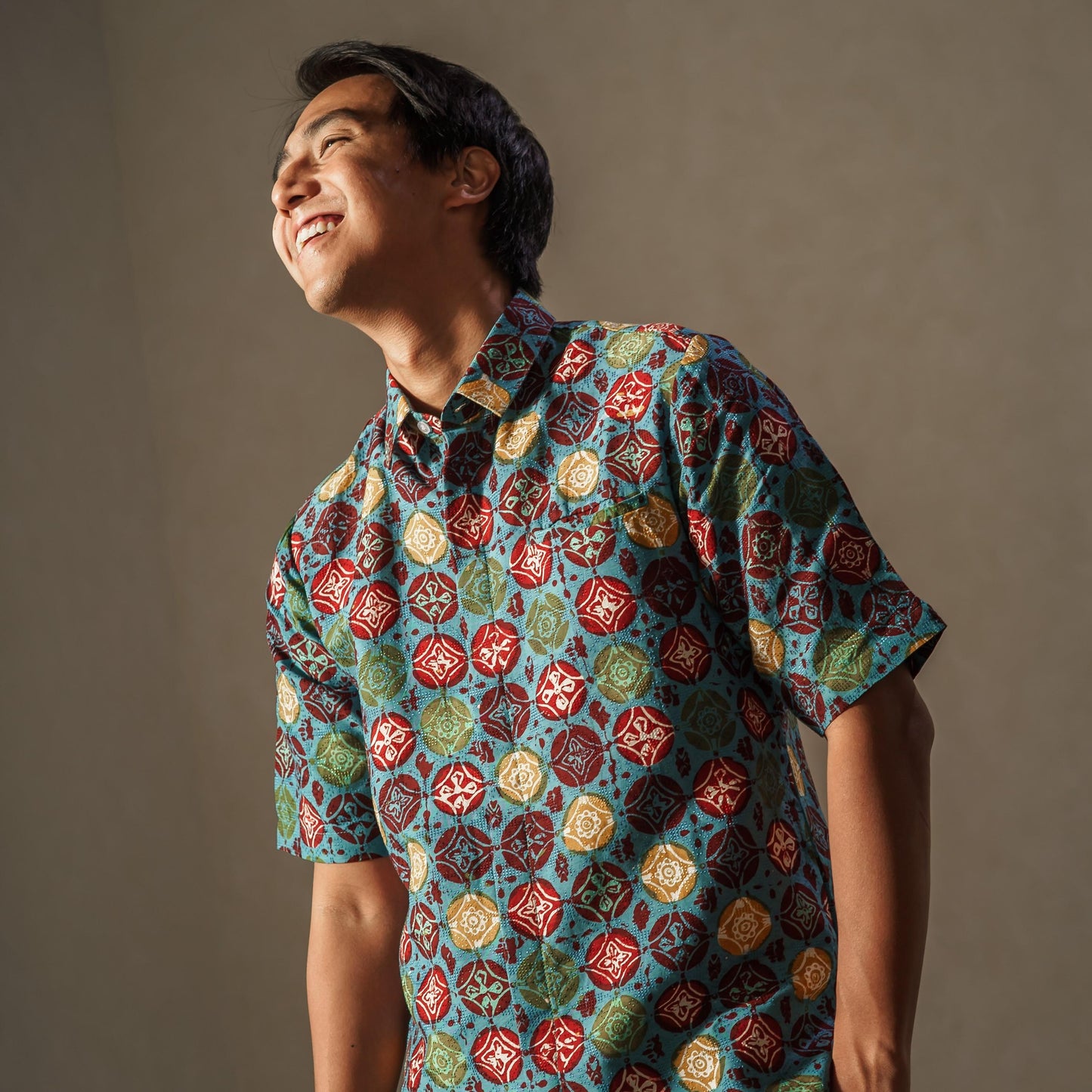 Barata - Mandalas Premium Men's Short Sleeve Batik Shirt