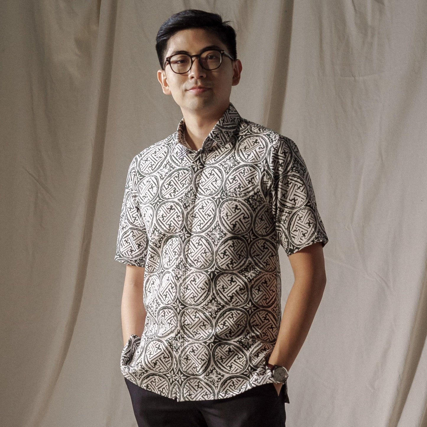 Lubar - Mandalas Premium Men's Short Sleeve Batik Shirt