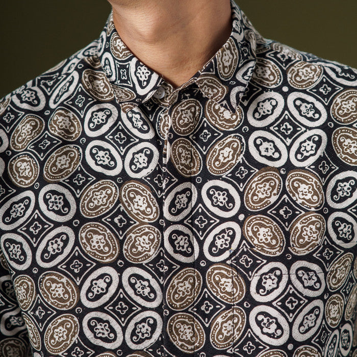 Camarabi - Mandalas Premium Men's Short Sleeve Batik Shirt