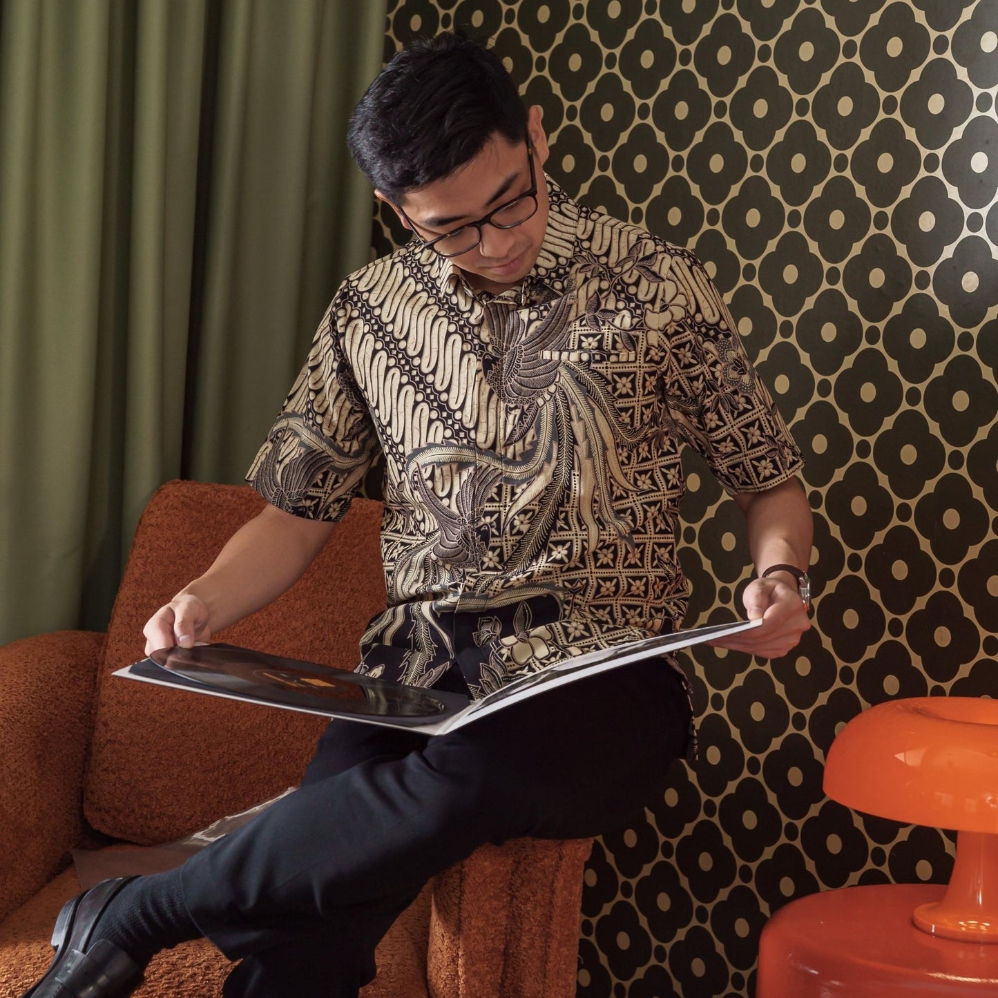 Laburel - Mandalas Kemeja Batik Pria Premium Lengan Pendek