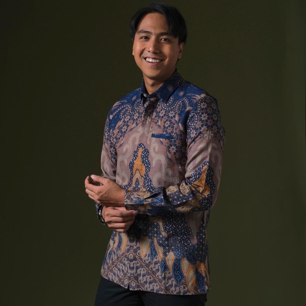 Penerasi - Mandalas Premium Men's Long Sleeve Batik Shirt