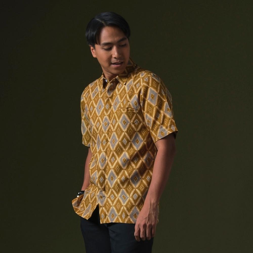 Tumas - Mandalas Premium Men's Short Sleeve Batik Shirt