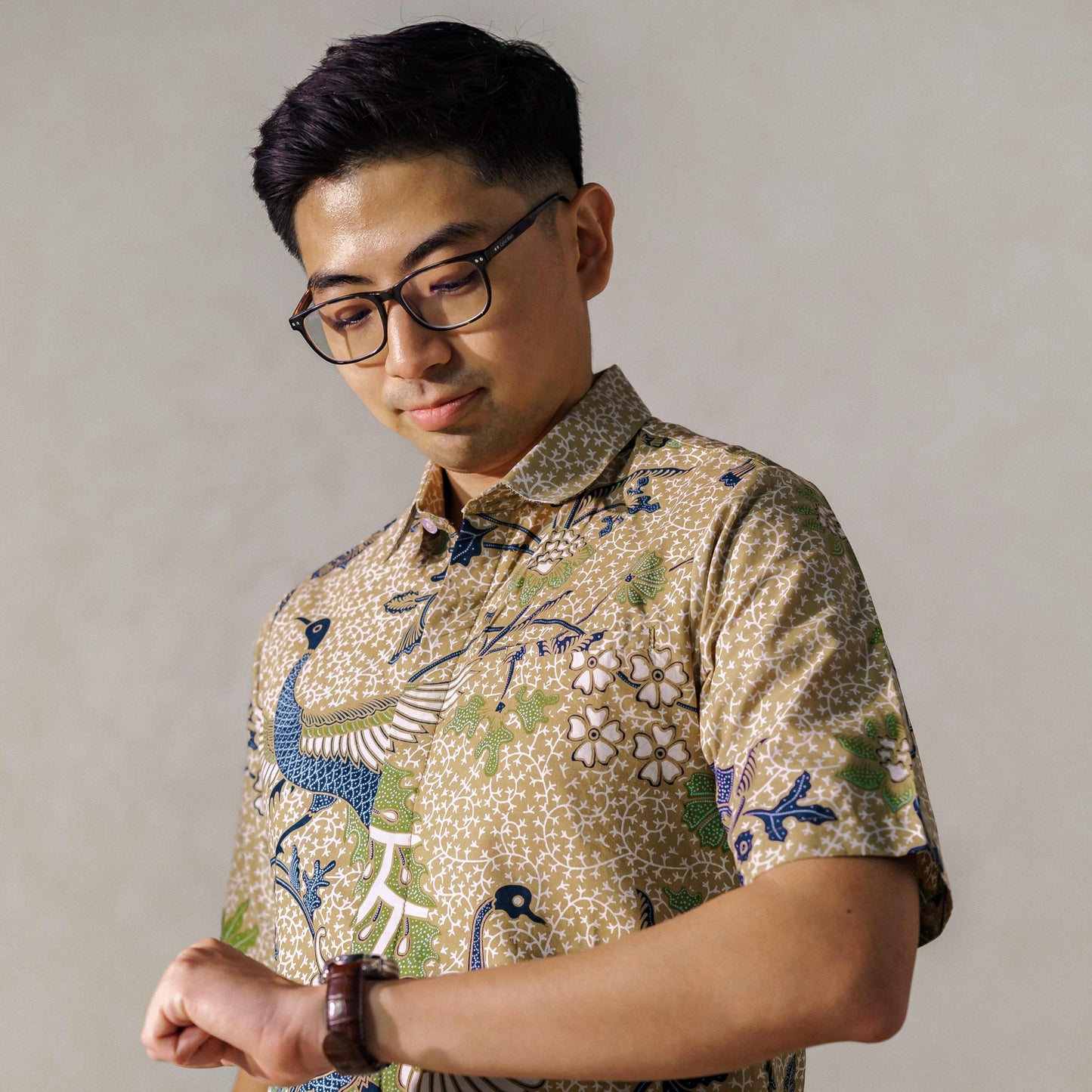 Tridanta - Mandalas Premium Men's Short Sleeve Batik Shirt