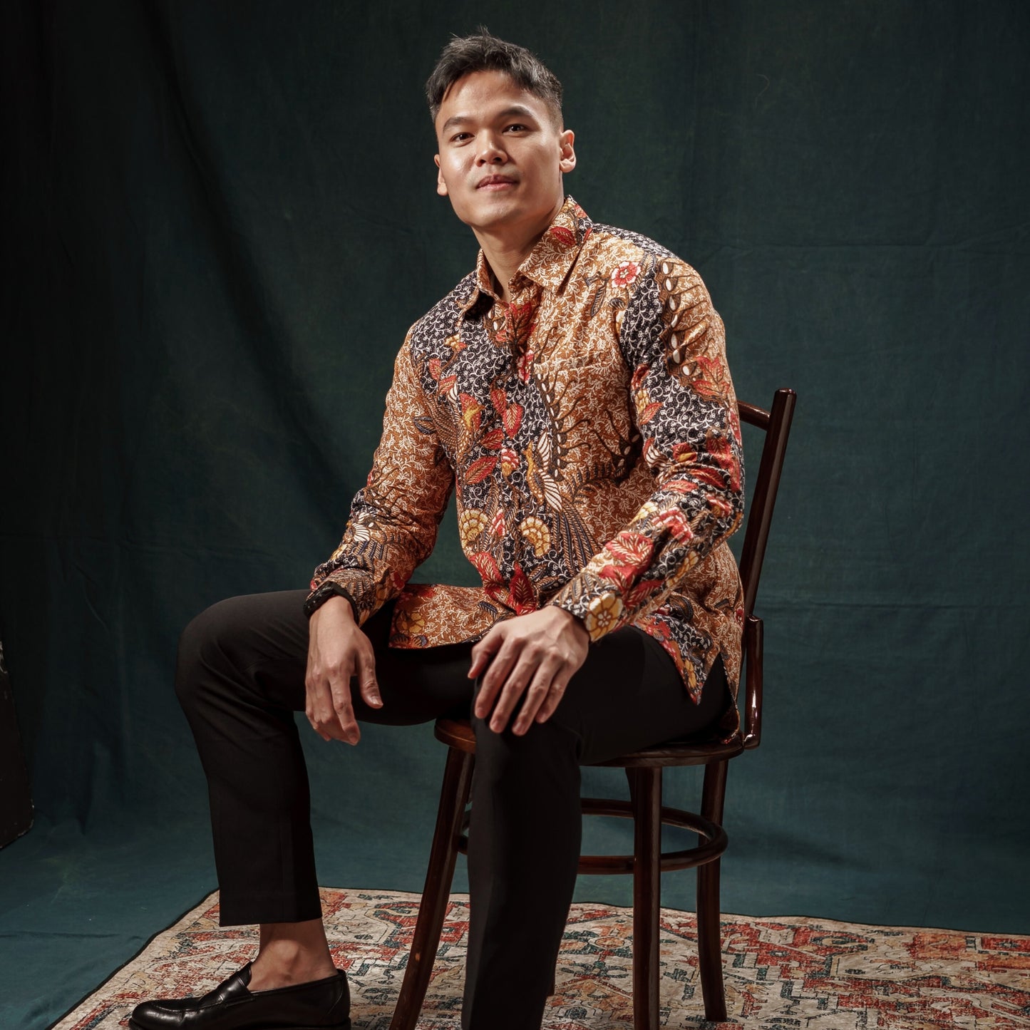 Hirana - Mandalas Premium Men's Long Sleeve Batik Shirt