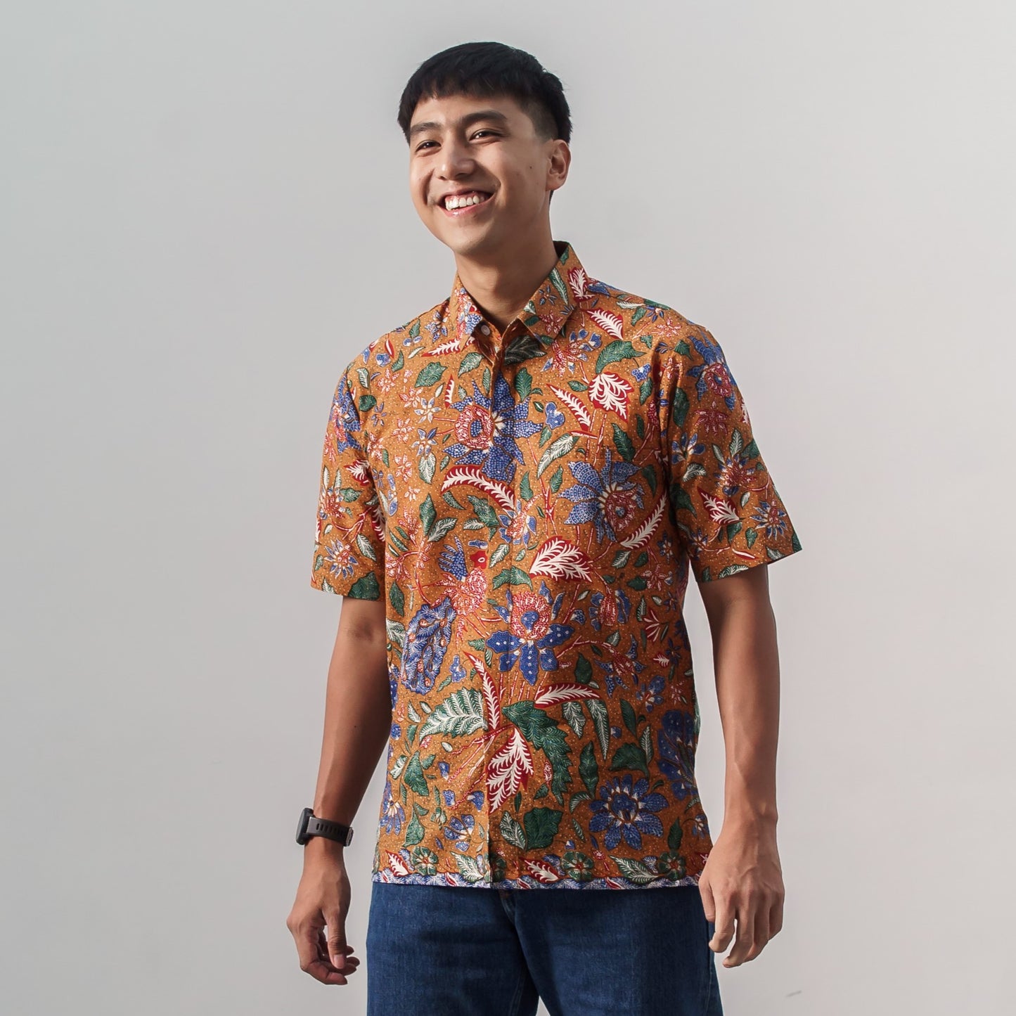 Nurum - Mandalas Premium Men's Short Sleeve Batik Shirt