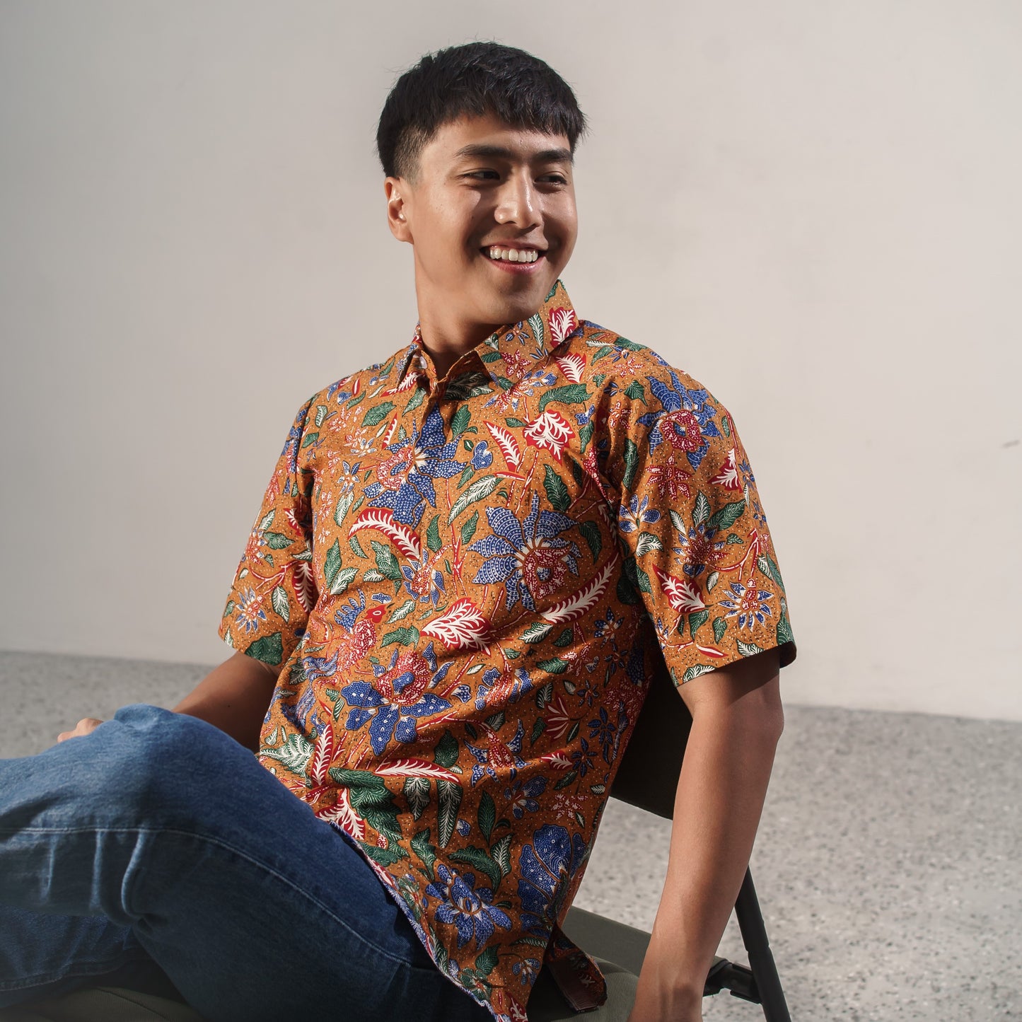 Nurum - Mandalas Premium Men's Short Sleeve Batik Shirt