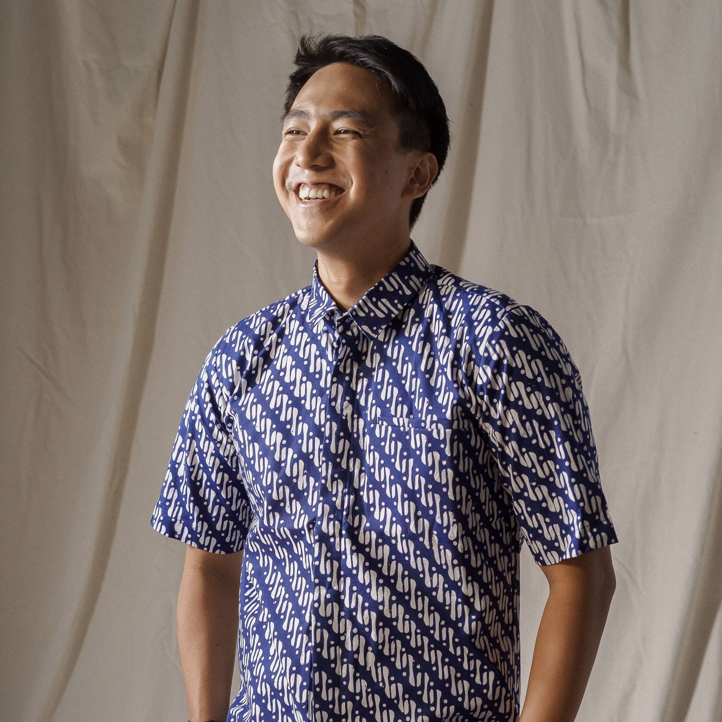 Parizon - Mandalas Premium Men's Short Sleeve Batik Shirt