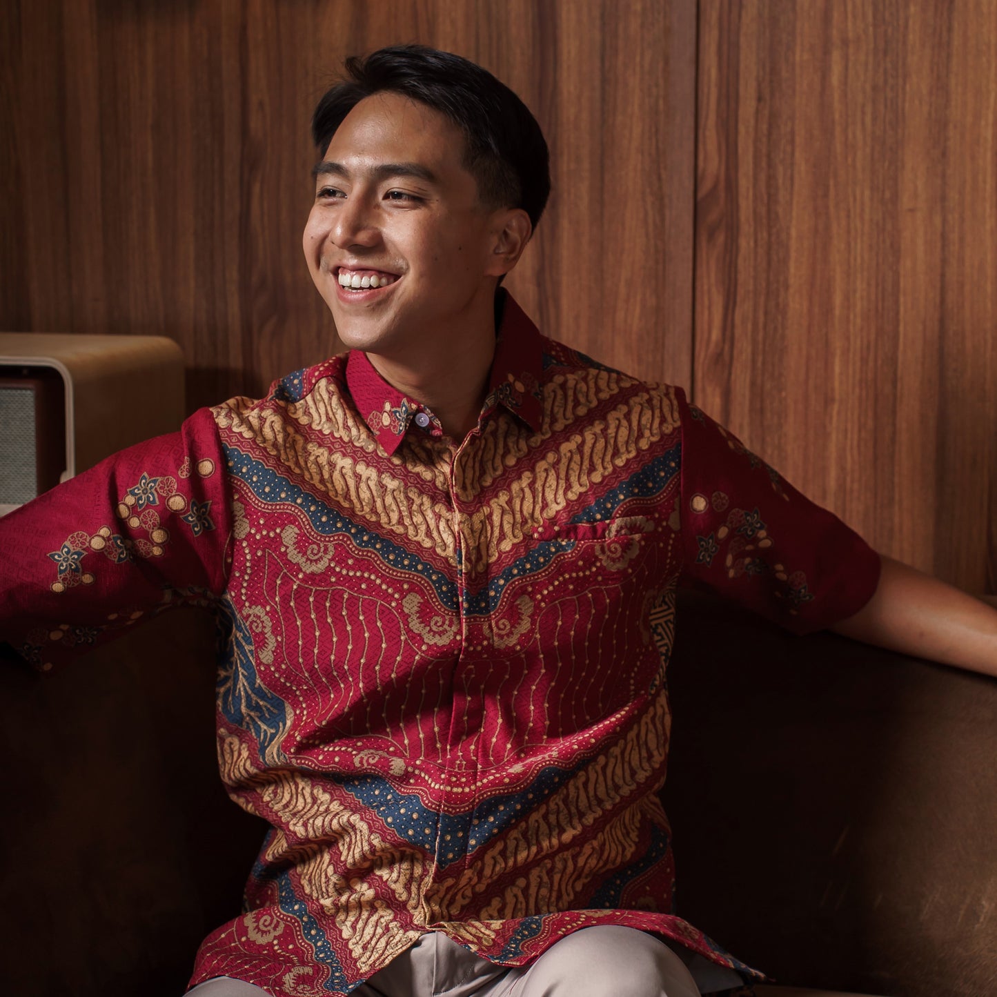 Vira - Mandalas Premium Men's Short Sleeve Batik Shirt