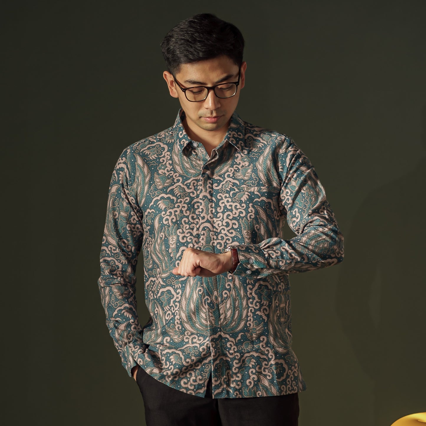 Wurablu - Mandalas Men's Long Sleeve Batik Shirt