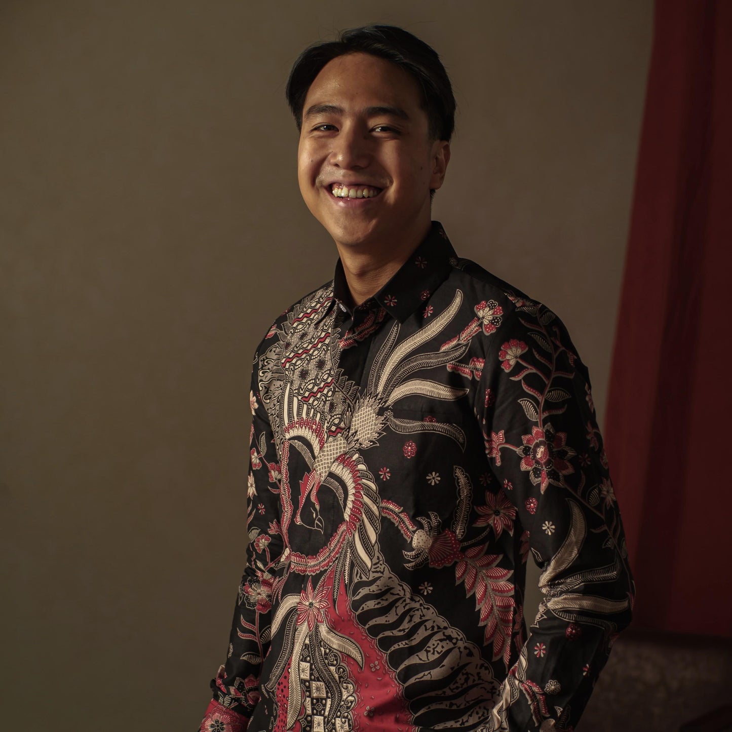 Skrodian - Mandalas Premium Men's Long Sleeve Batik Shirt