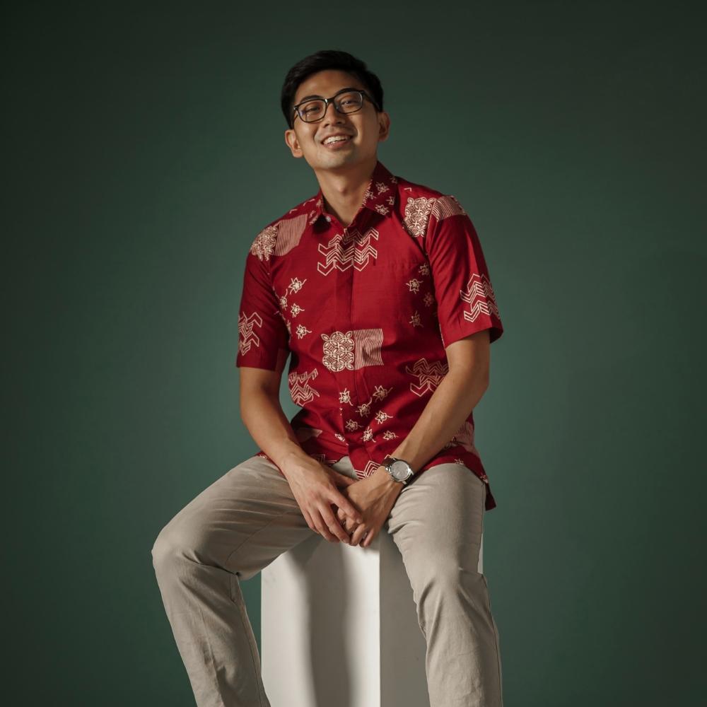 Carika - Mandalas Premium Men's Short Sleeve Batik Shirt