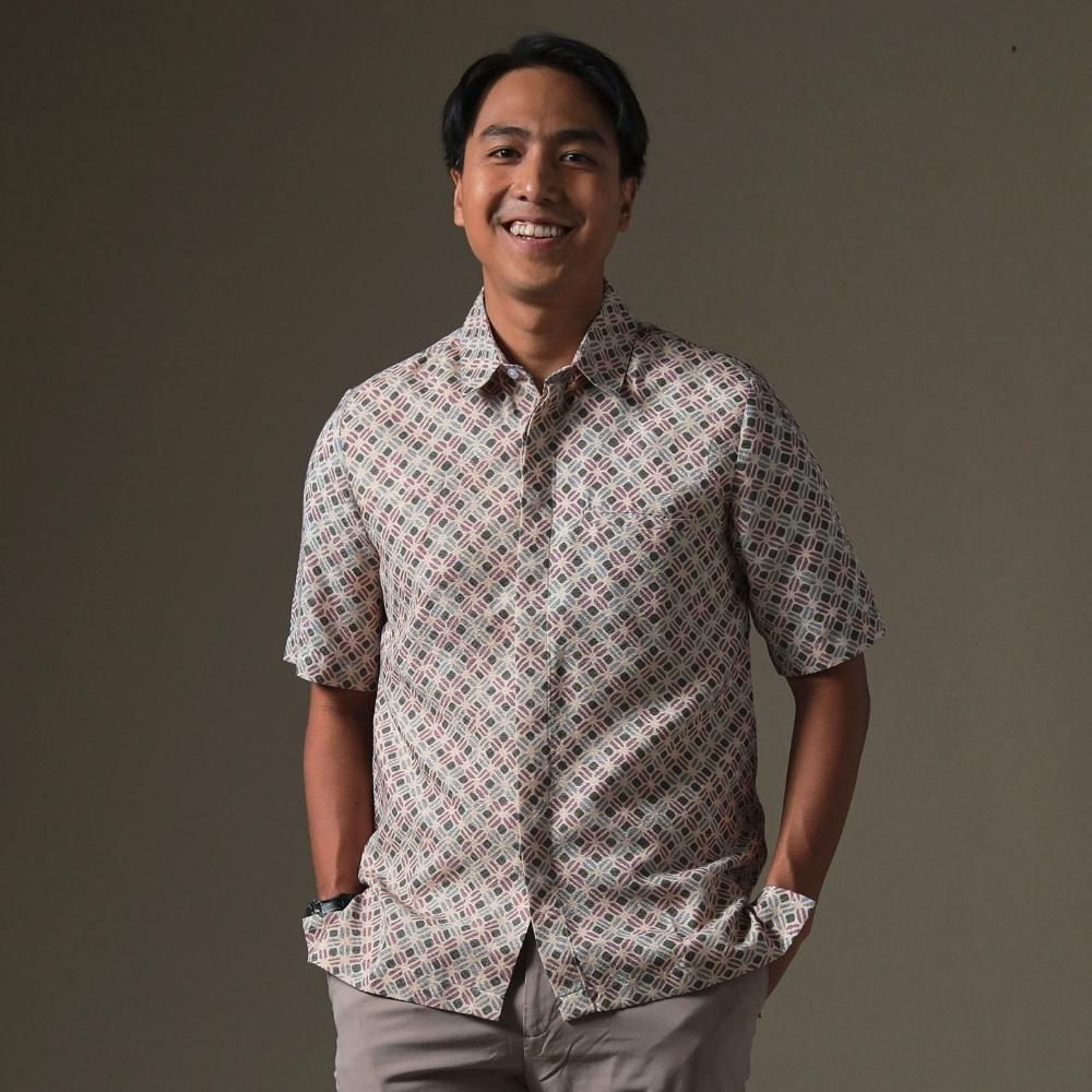 Gavi - Mandalas Premium Men's Short Sleeve Batik Shirt