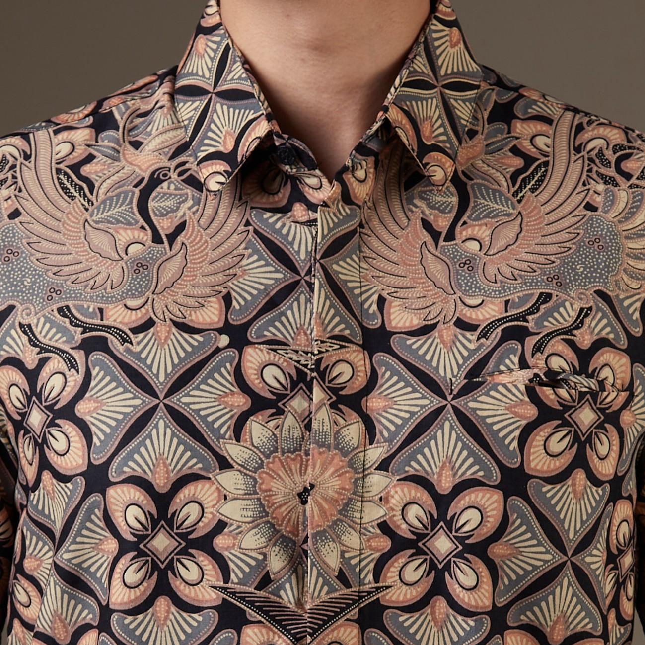 Avesari - Mandalas Kemeja Batik Pria Premium Lengan Pendek