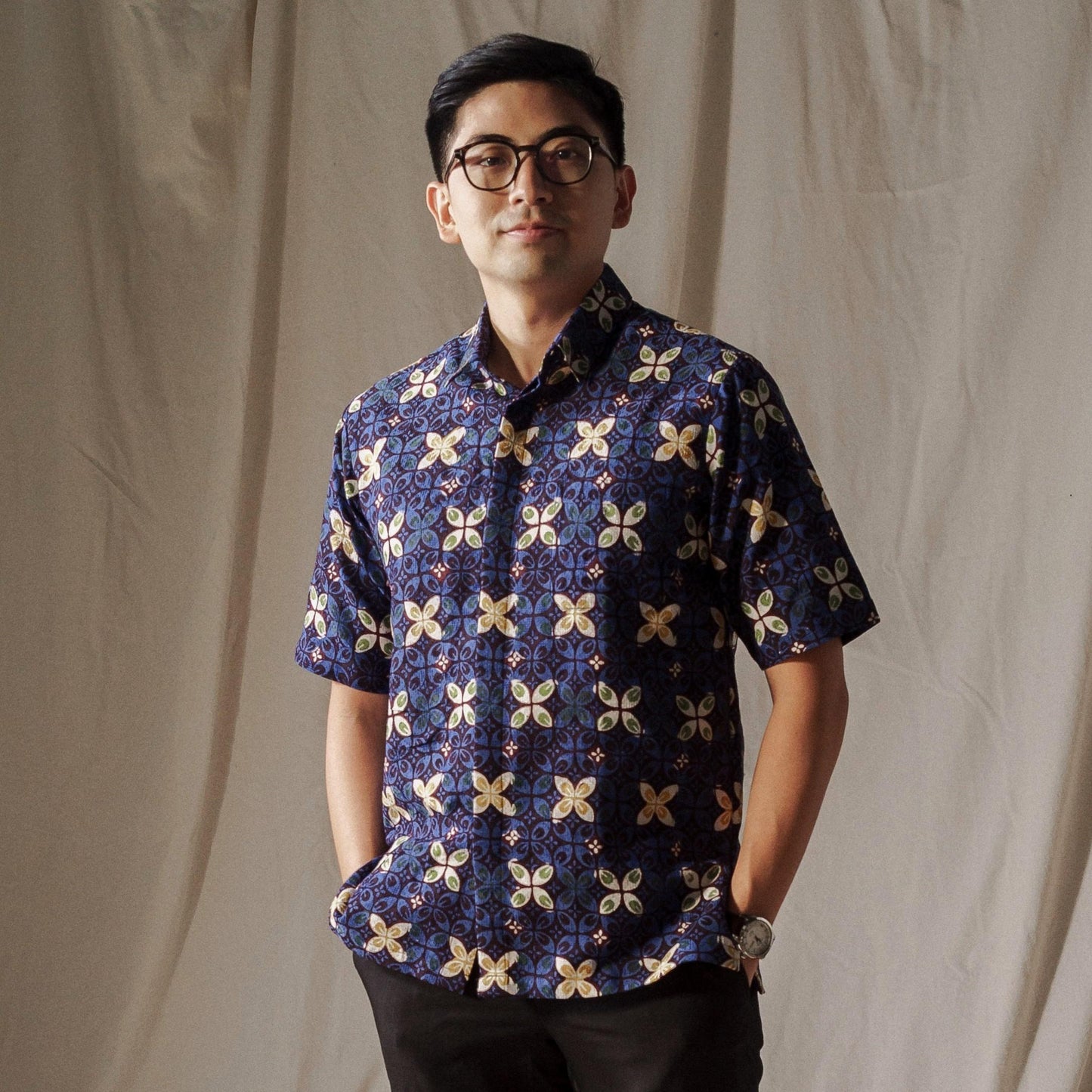 Hikaru - Mandalas Kemeja Batik Pria Premium Lengan Pendek