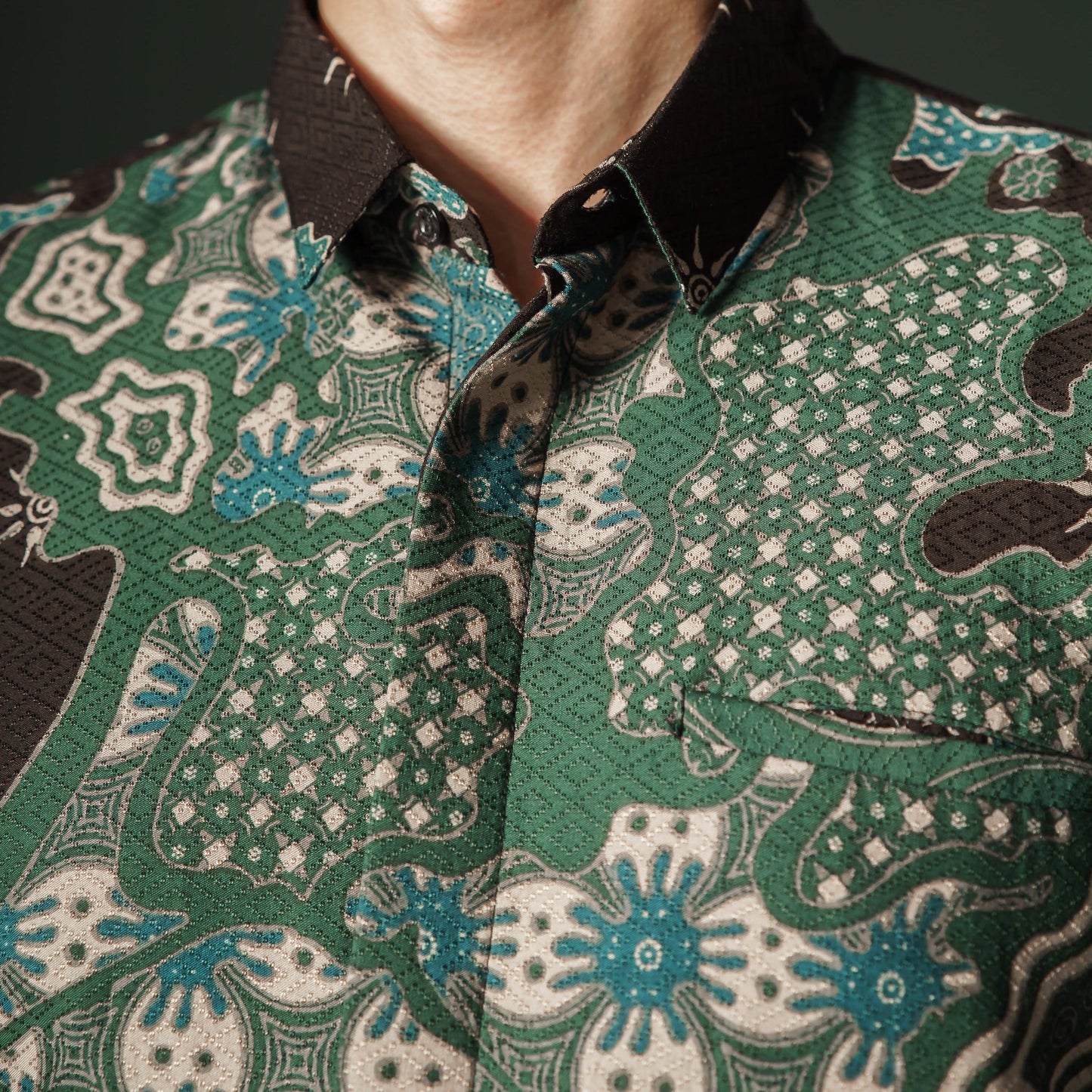 Esmera - Mandalas Premium Men's Short Sleeve Batik Shirt