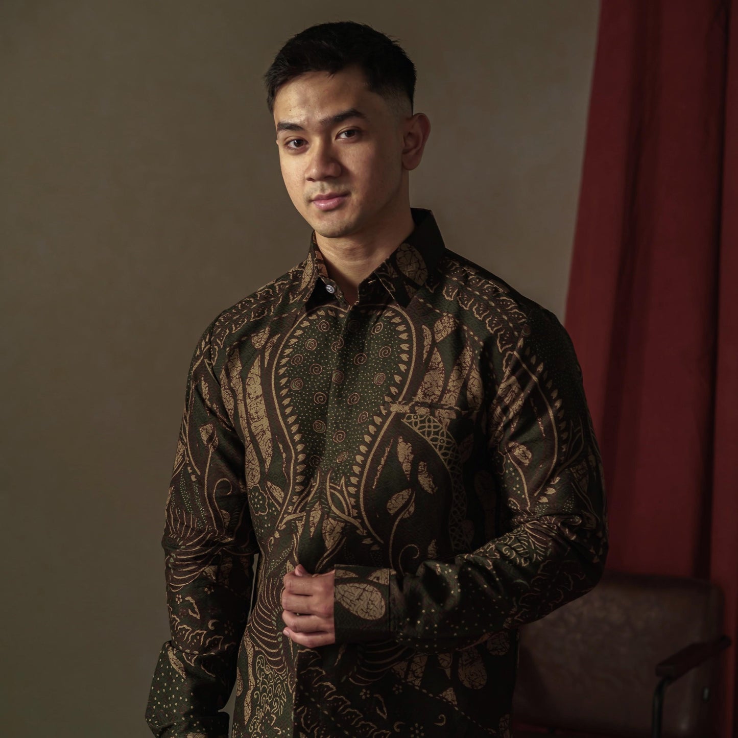 Tritasan - Mandalas Premium Men's Long Sleeve Batik Shirt
