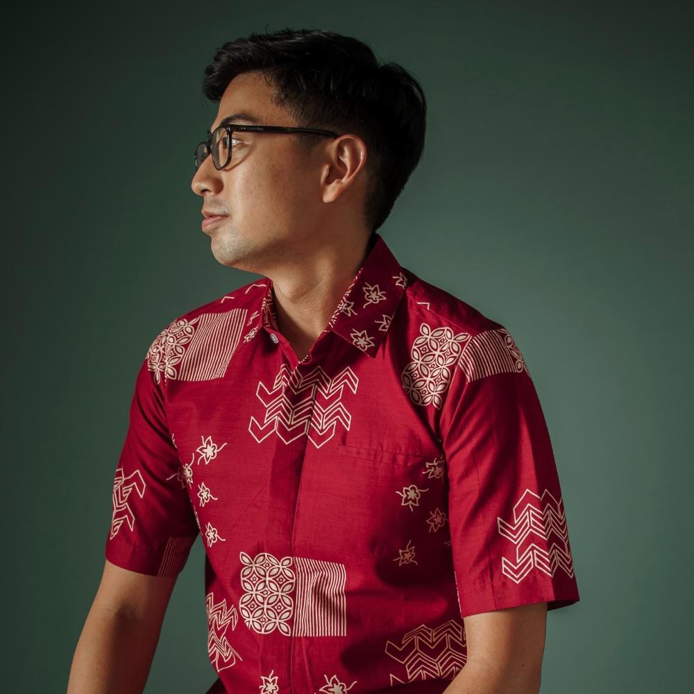 Carika - Mandalas Premium Men's Short Sleeve Batik Shirt