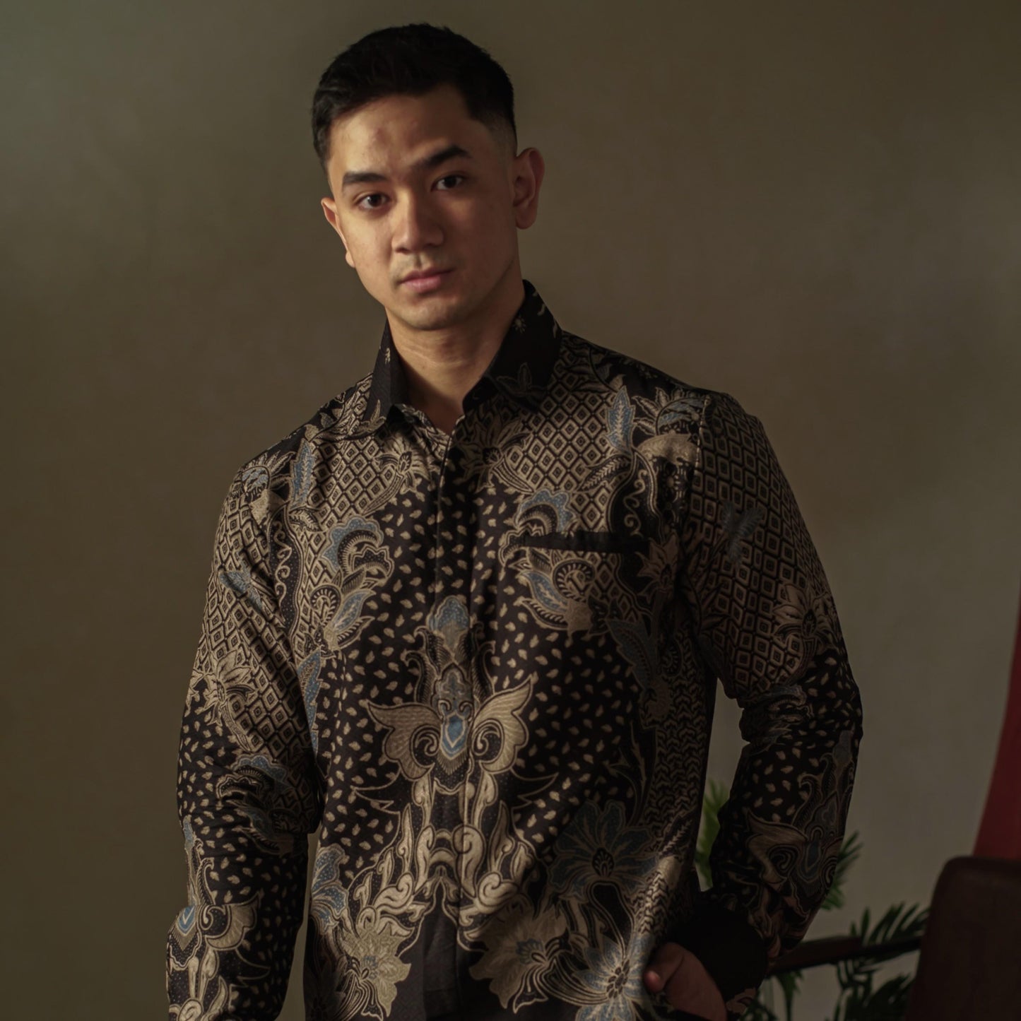 Darsadian - Mandalas Premium Men's Long Sleeve Batik Shirt