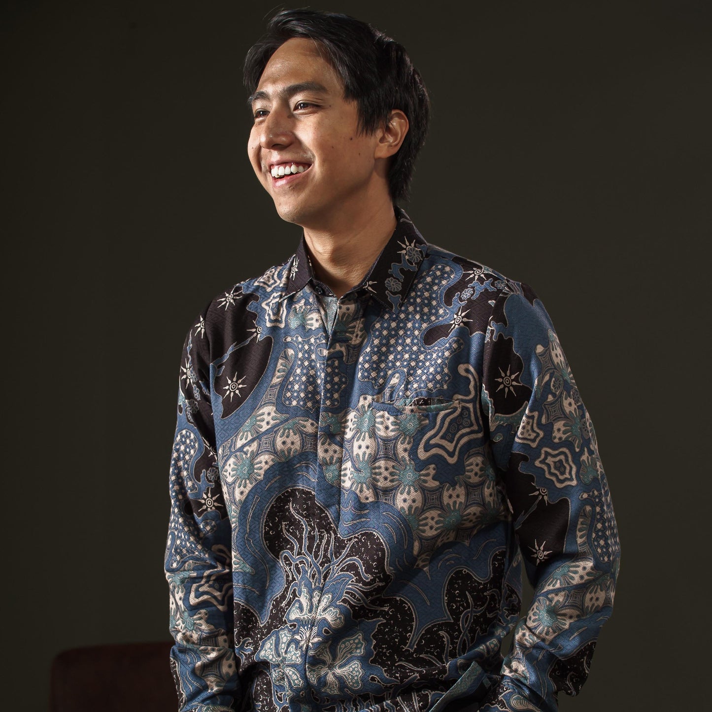 Semiter - Mandalas Premium Men's Long Sleeve Batik Shirt
